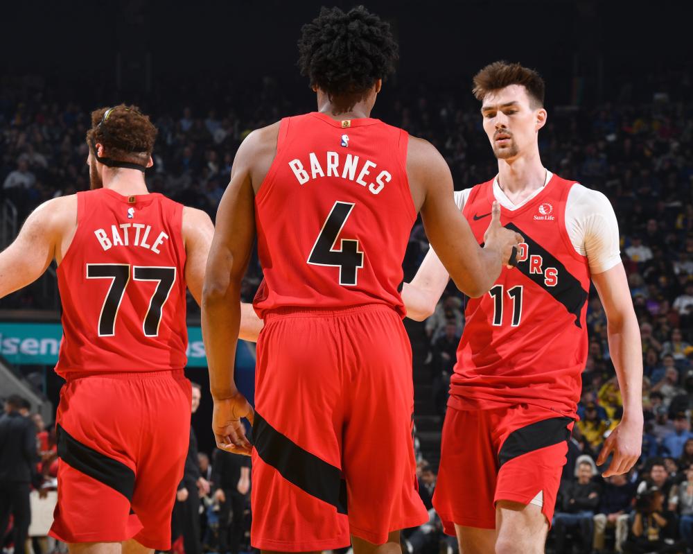 并附带一个 并附带一个